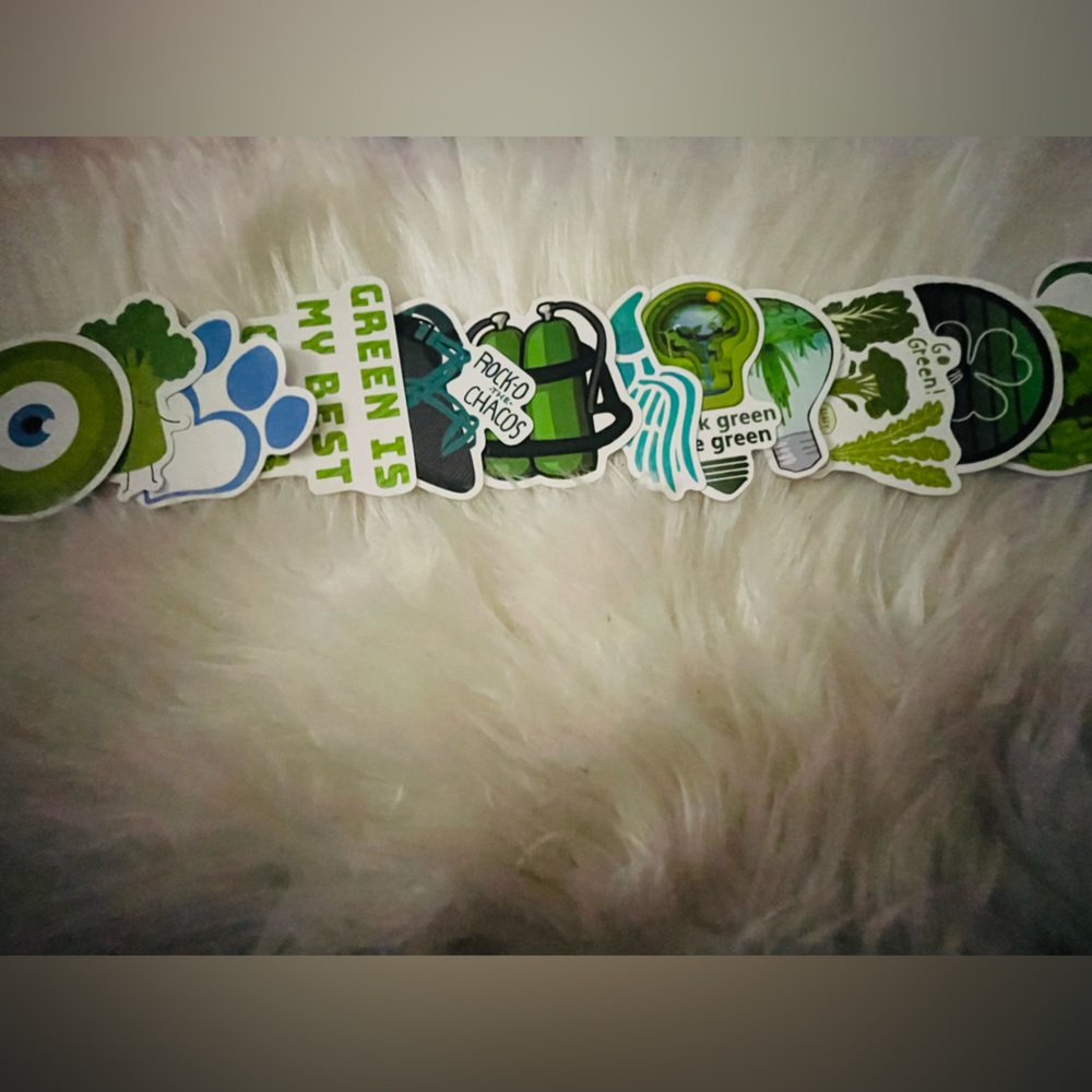 14 green hydroflask stickers
